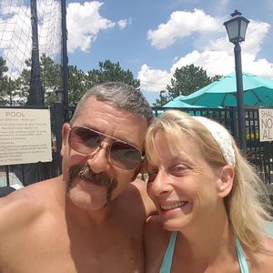 Meet your Posher, Douglas